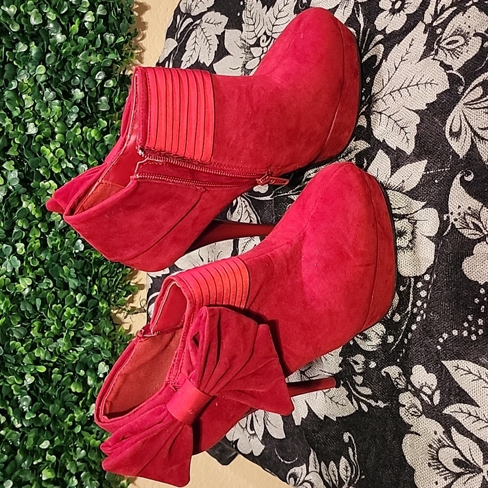 Red Heels 👠